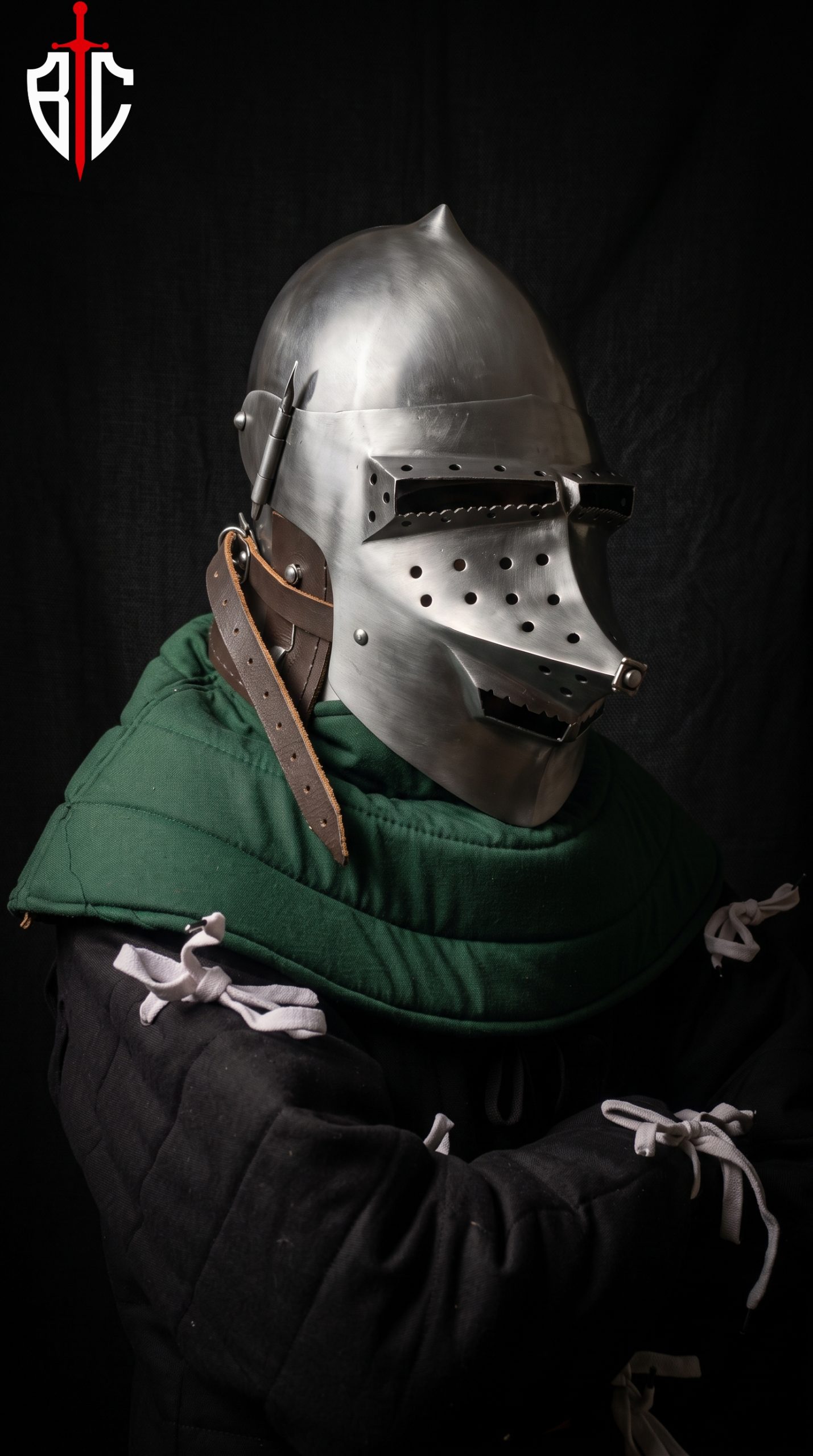 Houndskull Bascinet Helmet - Steel Combat Helmet with Padded Coif for Buhurt & SCA